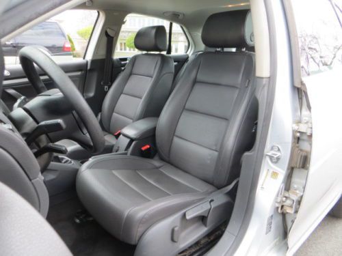 ONE OWNER 5 SPEED TDi DIESEL SMOKE FREE SUNROOF MICHELIN TIRES ALLOY WHEELS, image 72