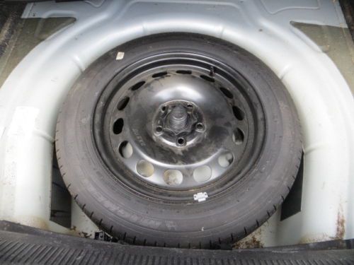 ONE OWNER 5 SPEED TDi DIESEL SMOKE FREE SUNROOF MICHELIN TIRES ALLOY WHEELS, image 89