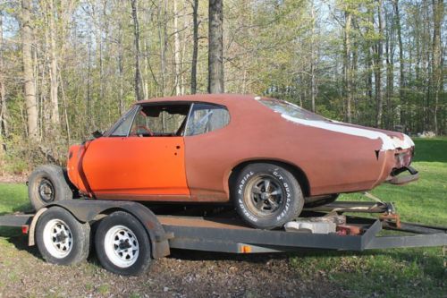 68 pontiac gto -4spd,parts car only