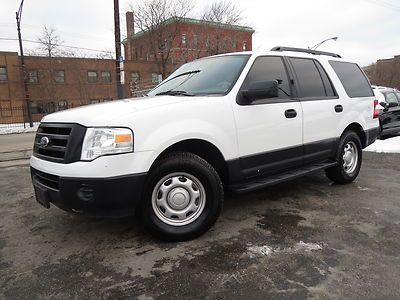 Whit xlt,4x4,3rd row,boards,tow pkg,5.4l v8,121k hwy miles,ex-govt,good tires