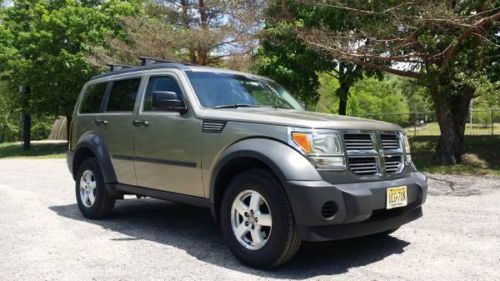 2007 dodge nitro sxt sport utility 4-door 3.7l 4x4. excellent shape, no reserve!