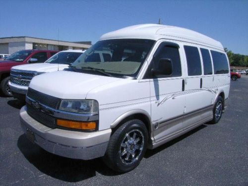 2004 chevy express 1500 explorer limited se 7 passenger conversion van 20k miles