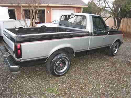 1989 Ford F-150 XLT Lariat Standard Cab Pickup 2-Door 5.0L, image 2