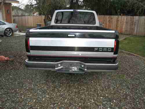 1989 Ford F-150 XLT Lariat Standard Cab Pickup 2-Door 5.0L, image 3