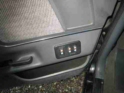 1989 Ford F-150 XLT Lariat Standard Cab Pickup 2-Door 5.0L, image 9