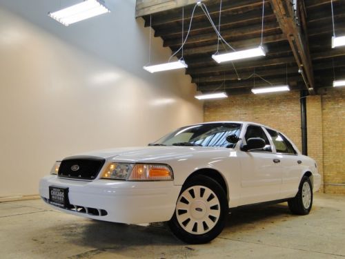 2007 crown vic p71 police, white, 111k miles, cruise, carpet, well kept, clean