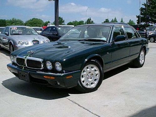 2002 jaguar xj8 sport sedan 4-door 4.0l