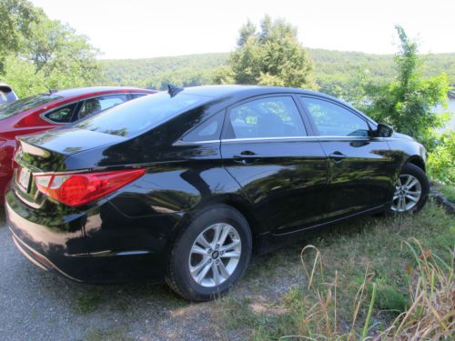 2011 hyundai sonata gls sedan 4-door 2.4l