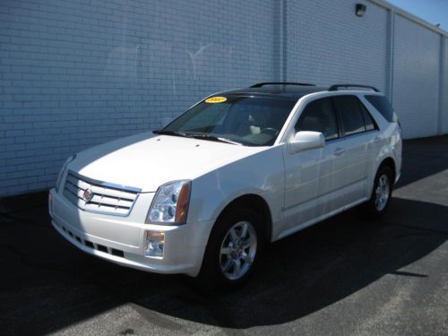 2007 cadillac srx premium ultra view sunroof 54,000 miles nice white diamond