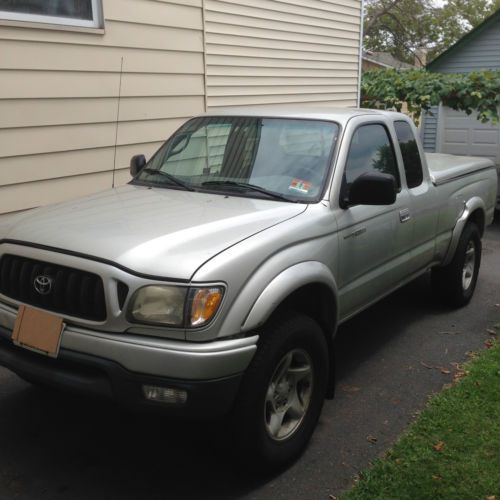 2001 toyota tacoma dlx extended cab pickup 2-door 2.7l