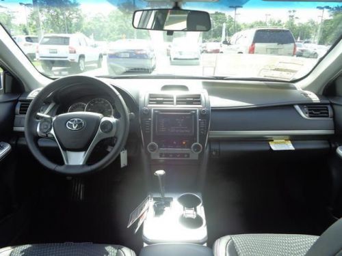 2014 toyota camry se sport