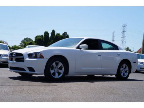 2013 dodge charger se