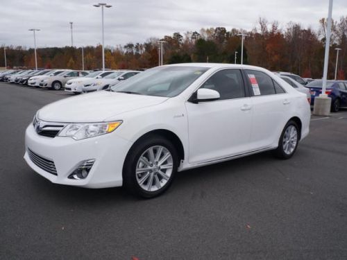 2014 toyota camry hybrid xle