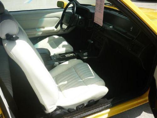1993 ford mustang lx