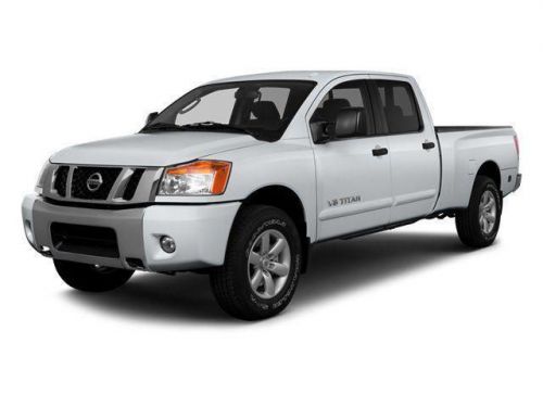 2014 nissan titan sv