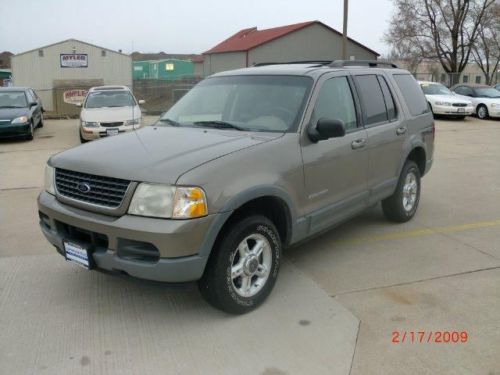 2002 ford explorer xlt