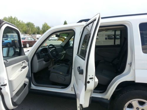 2008 Jeep Liberty Limited Sport Utility 4-Door 3.7L, US $9,899.00, image 4