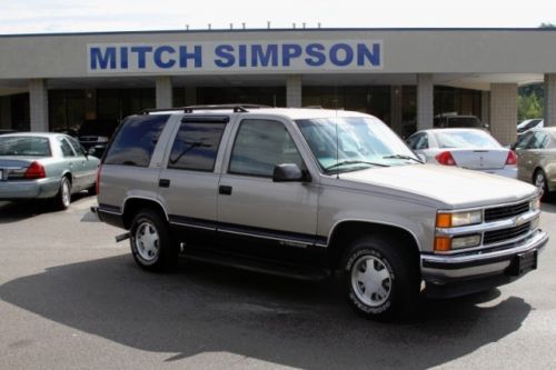 1998 chevrolet tahoe ls 5.7 super clean southern suv rare blue interior clean!!