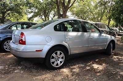 Volkswagen passat glx 4 dr sedan 5-speed gasoline 2.8l v6 cyl  silverstone gray