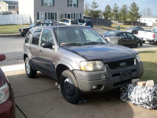 2002 ford escape xlt sport utility 4-door 3.0l