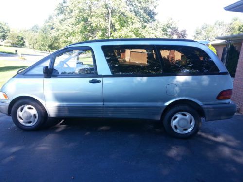 1993 toyota previa le mini passenger van 3-door 2.4l