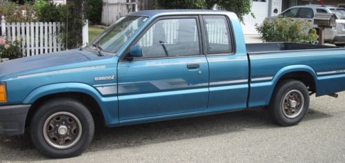 1992 mazda b2600i pickup truck - original owners - new tires - extended cab