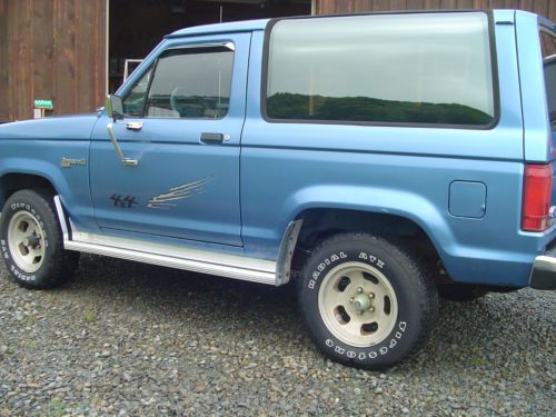 1987 ford bronco ii xlt sport utility 2-door 2.9l 4x4  cloth seats