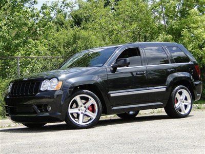 2009 srt8 blk/blk 6.1l hemi turbocharged 550+hp navi only 15k miles very rare -