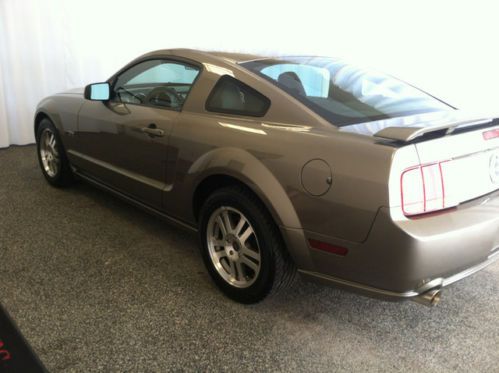 Gray 2 Door Black Leather Interior Manual Transmission Clean Carfax Guaranteed, image 3