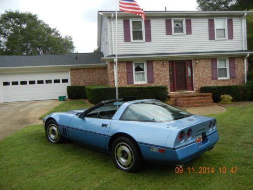 1984 Corvette base Hatchback coupe, image 2
