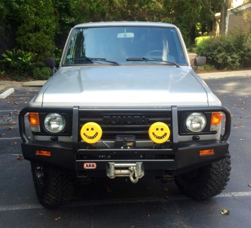 1987 Toyota Land Cruiser Sport Utility 4-Door 4.2L, image 3