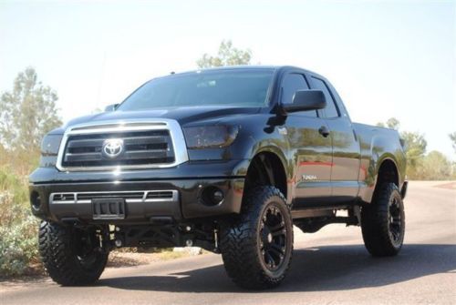 2010 toyota tundra double cab