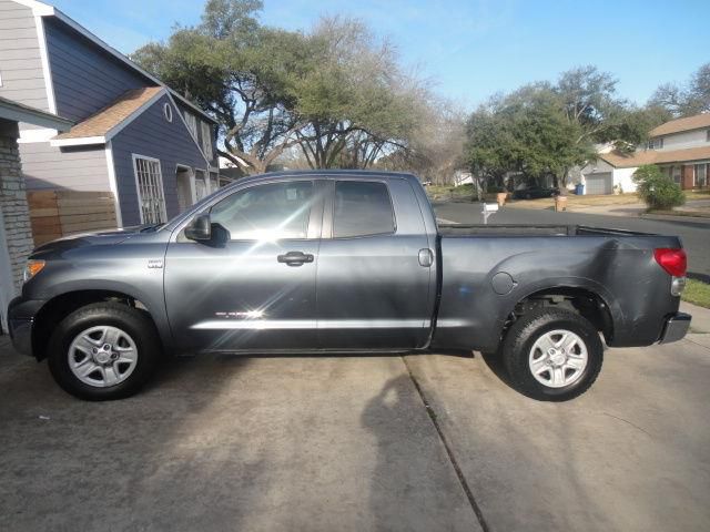 Toyota tundra double cab- 4 door- tundra grade