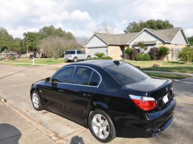 Bmw 5-series base sedan 4-door