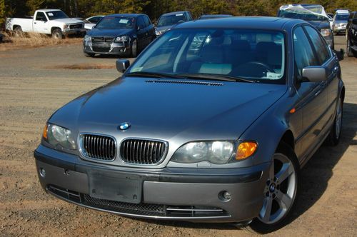 2004 bmw 330xi base sedan 4-door 3.0l