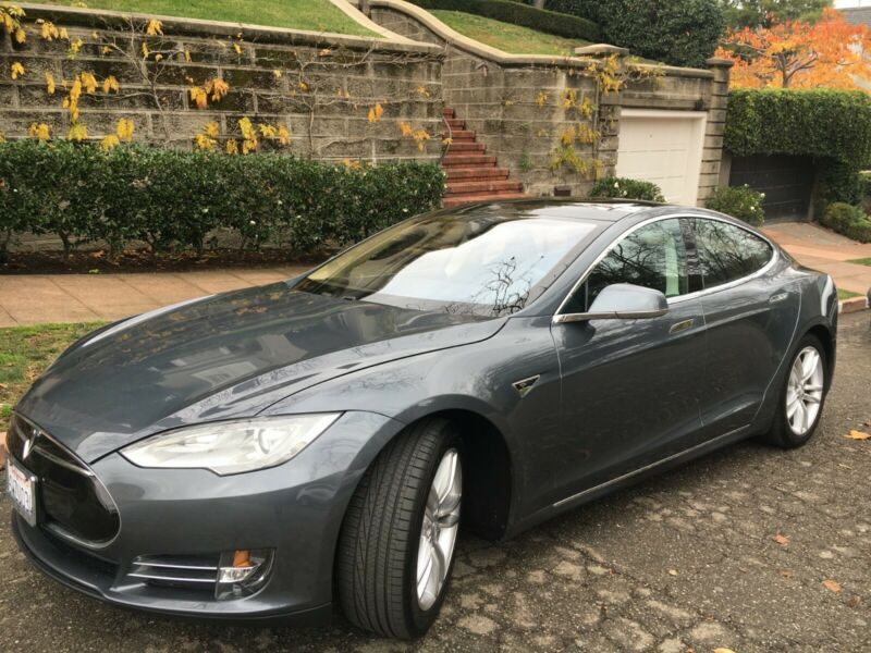 2013 tesla model s