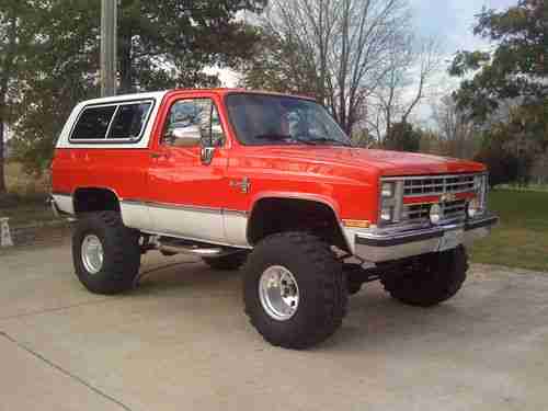 1987 CHEVY K-5 BLAZER  AWESOME VEHICLE * NO RUST * NEW PAINT*LOOKS & RUNS GREAT*, US $10,500.00, image 3