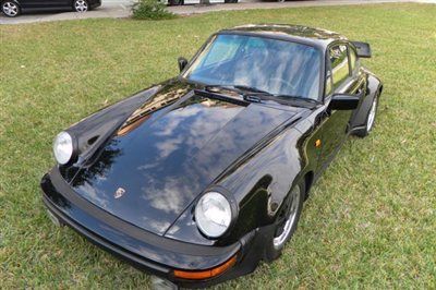 1983 euro 930 911 turbo coupe black \ black 3.3 turbo \ 4 speed \ service record