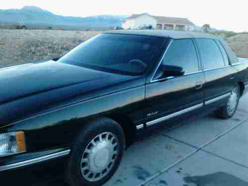 1998 Cadillac DeVille 4 door Northstar 4.6L Forest Green V8, image 2