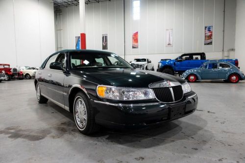 2002 lincoln town car signature series