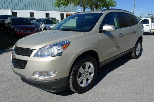 2012 chevy traverse 2lt awd 3.6l v6 third row seats