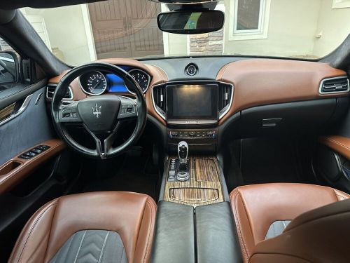 2018 maserati ghibli granlusso