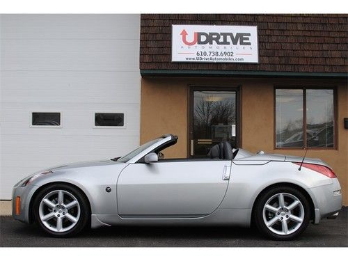 1 owner convertible roadster touring $39k msrp 18s htd lthr seats xenons!