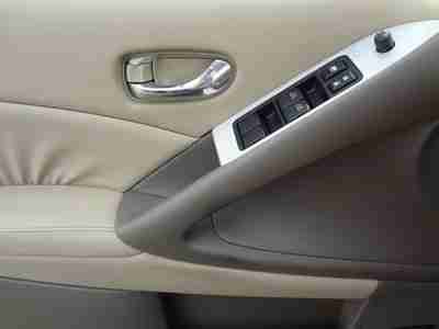 LEATHER + CLEAN AUTOCHECK + 1 OWNER, COLD AC, 6-disc CD, 09 3.5L, image 9