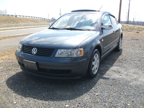 2001 volkswagen passat gls sedan 4-door 1.8l