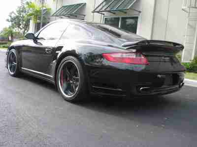 FULLY LOADED !! BLACK ON BLACK !! 6 SPEED MANUAL! MUST SEE, image 4