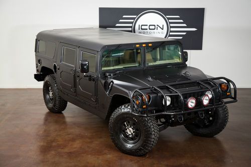 Icon motoring h1 specialist! show truck! matte black!lots of custom work! clean!