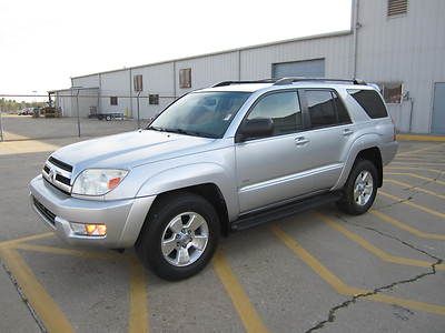 05 2wd suv silver gray cloth clean carfax dealer inspected v6 automatic