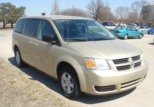 2010 dodge grand caravan se