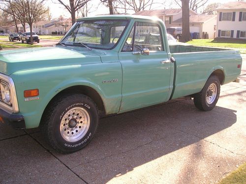 1968 chevy c20 pickup,327, 4 speed, long bed